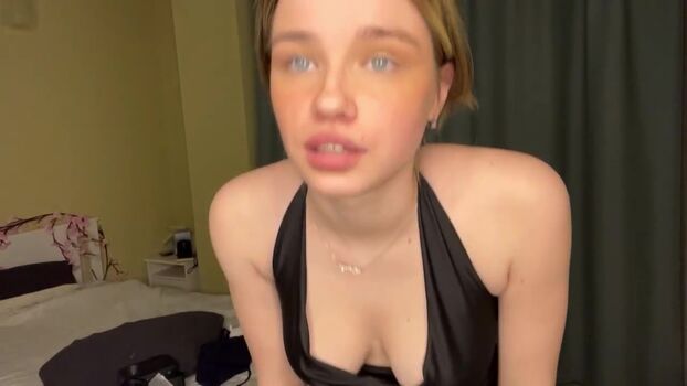 Full leaked Laurineleconey private onlyfans photo