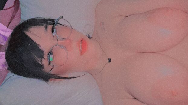 Full leaked Lauzauwu private onlyfans photo