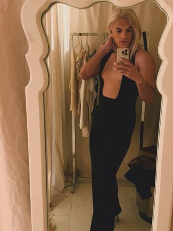 Full leaked Lavendiaries private onlyfans photo