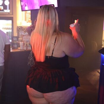 Full leaked Laylakelist private onlyfans photo