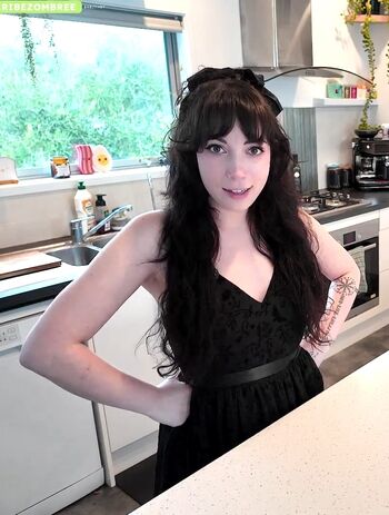 Full leaked Layna lazar private onlyfans photo