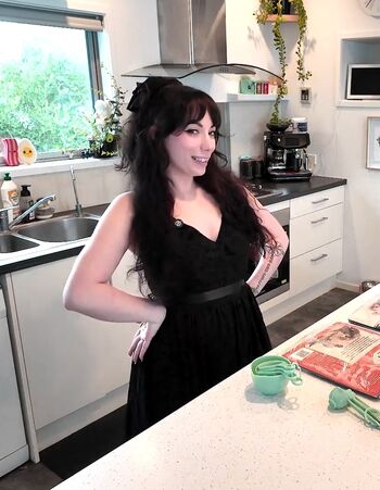 Full leaked Layna lazar private onlyfans photo