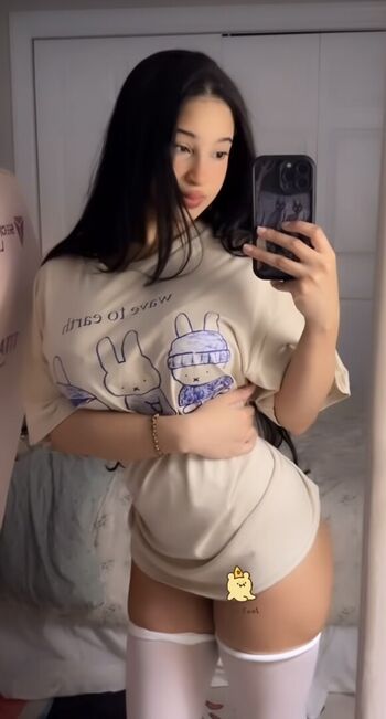 Full leaked Lazzybeans private onlyfans photo