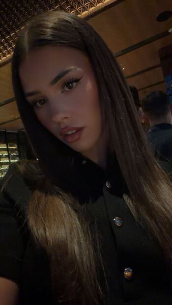 Full leaked Leah halton page private onlyfans photo