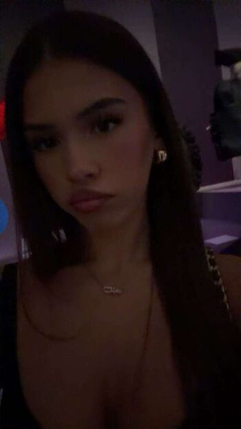 Full leaked Leah halton page private onlyfans photo