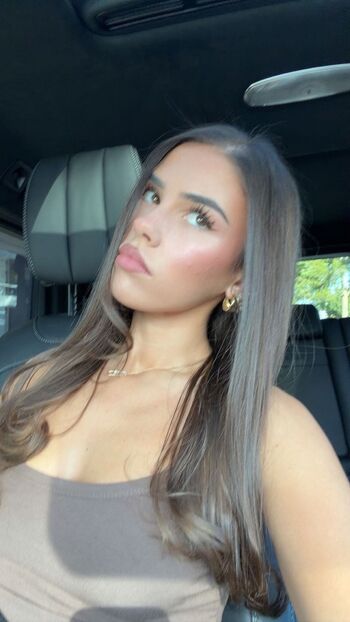 Full leaked Leah halton page private onlyfans photo