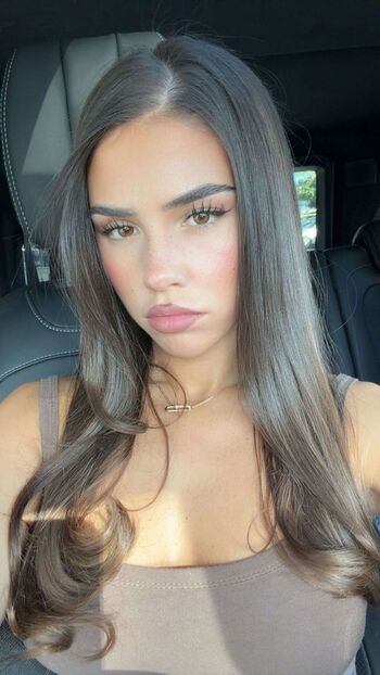 Full leaked Leah halton page private onlyfans photo