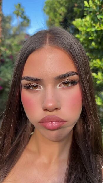 Full leaked Leah halton page private onlyfans photo