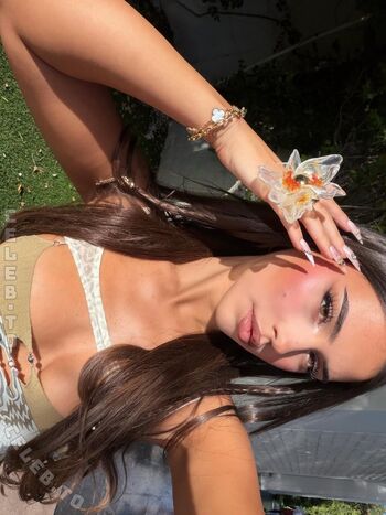 Full leaked Leah halton page private onlyfans photo