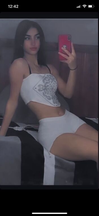 Full leaked Lealdeen private onlyfans photo