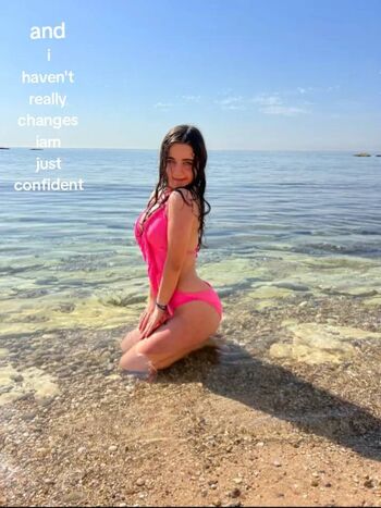 Full leaked Lebanese girls  page private onlyfans photo