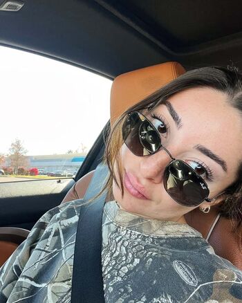 Full leaked Lebanese girls  page private onlyfans photo