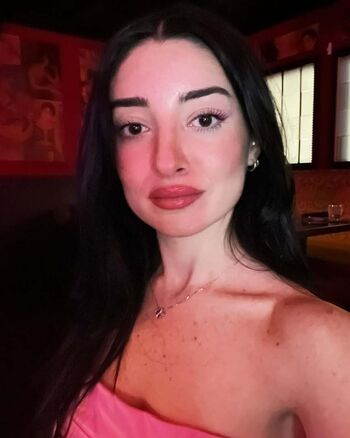 Full leaked Lebanese girls  page private onlyfans photo