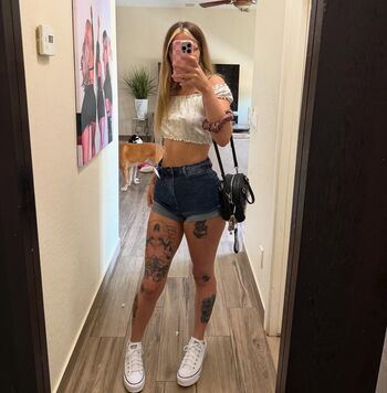 Full leaked Left fordread page private onlyfans photo