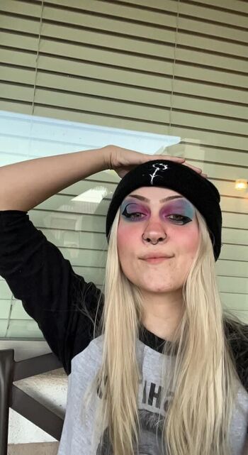 Full leaked Left fordread page private onlyfans photo