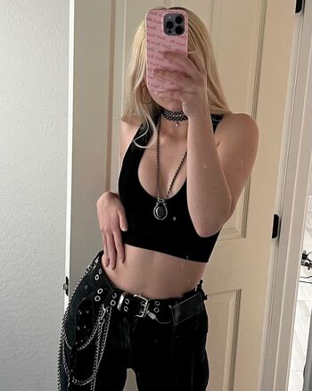 Full leaked Left fordread page private onlyfans photo