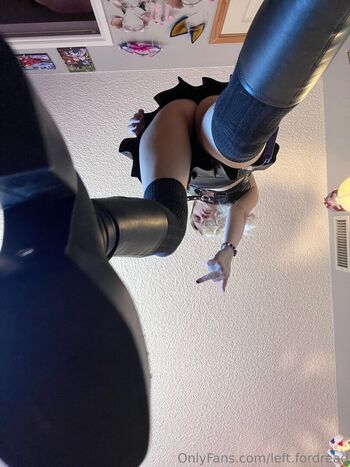 Full leaked Left fordread page private onlyfans photo