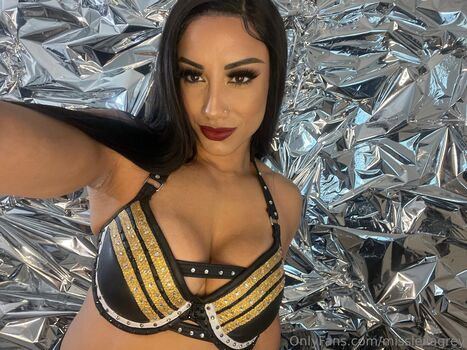 Full leaked Leila grey private onlyfans photo