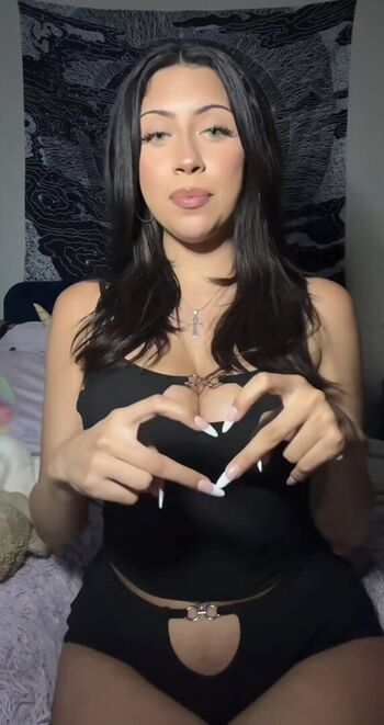 Full leaked Leilani wright private onlyfans photo