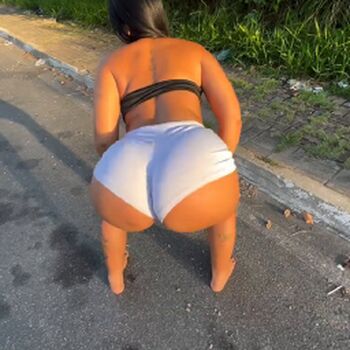 Full leaked Lellyzinha private onlyfans photo