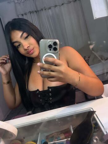 Full leaked Lena farhat private onlyfans photo