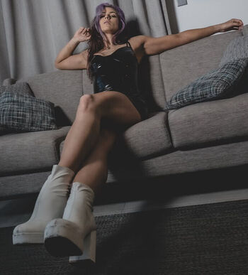 Full leaked Lena kross page private onlyfans photo