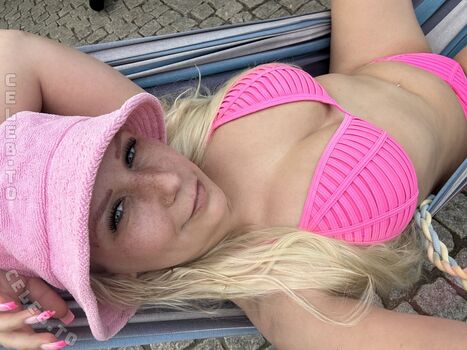 Full leaked Lena nitro  page private onlyfans photo