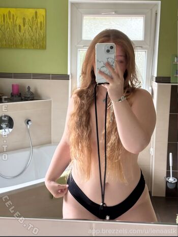 Full leaked Lenaa stk  page private onlyfans photo