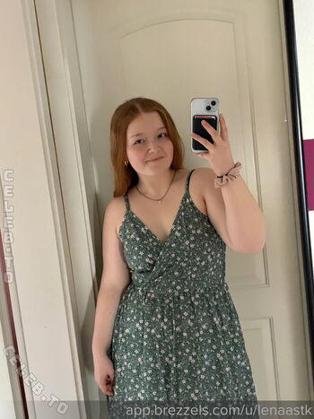 Full leaked Lenaa stk  page private onlyfans photo