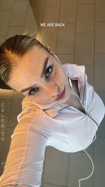 Full leaked Lenadenisee private onlyfans photo