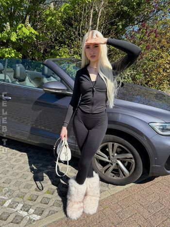 Full leaked Lenavsophie private onlyfans photo