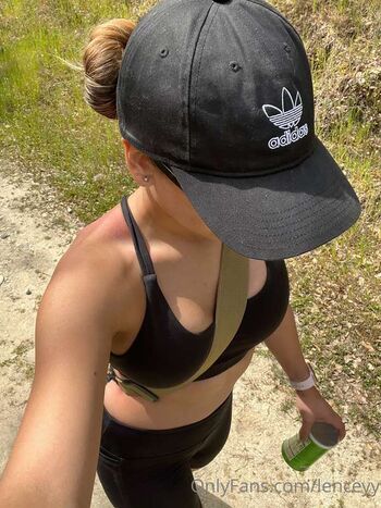 Full leaked Lenceyy private onlyfans photo