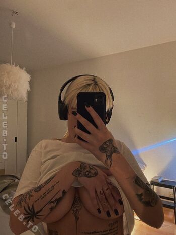 Full leaked Lenkajzv private onlyfans photo