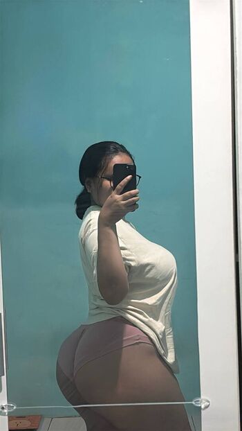 Full leaked Leogurlll private onlyfans photo