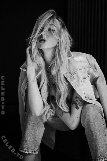 Full leaked Leonie weise private onlyfans photo