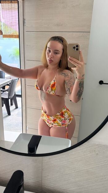 Full leaked Leosfinest private onlyfans photo