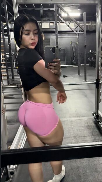 Full leaked Lesliemrtinez private onlyfans photo