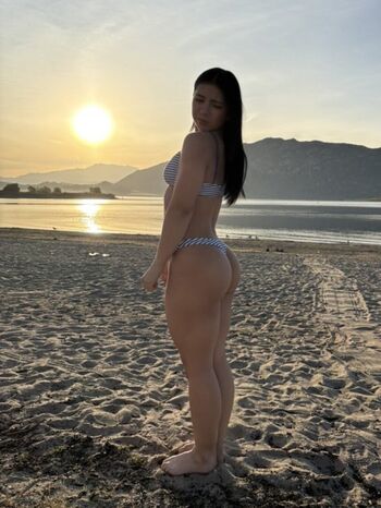 Full leaked Lesliemrtinez private onlyfans photo