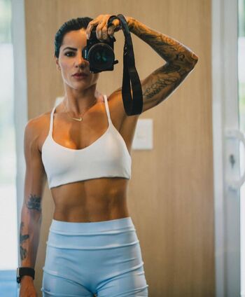 Full leaked Leticia bufoni private onlyfans photo