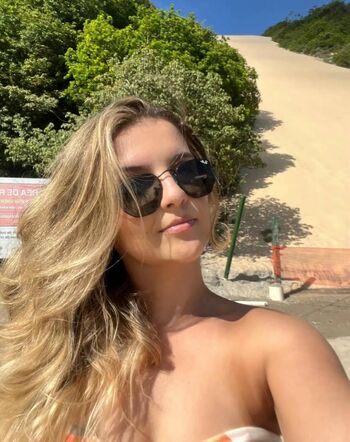 Full leaked Leticialopes page private onlyfans photo