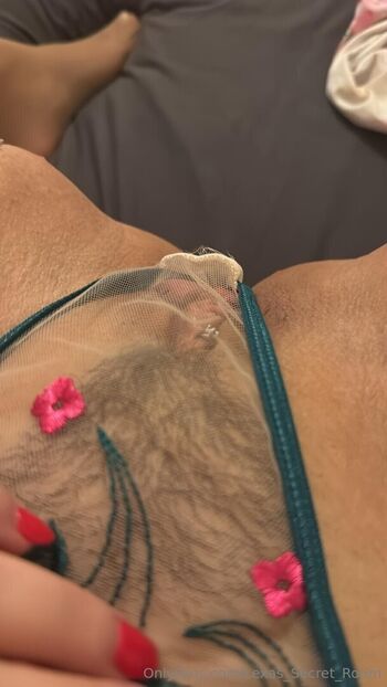 Full leaked Lexa s secret room private onlyfans photo