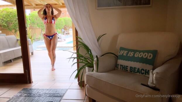 Full leaked Liv madsen/ private onlyfans photo