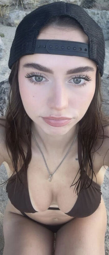 Full leaked Lexi skyee private onlyfans photo