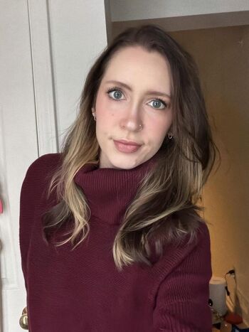 Full leaked Leyaroundwithme private onlyfans photo