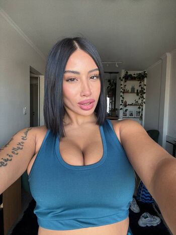 Full leaked Leyla amari private onlyfans photo