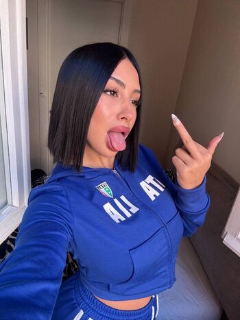 Full leaked Leyla amari private onlyfans photo