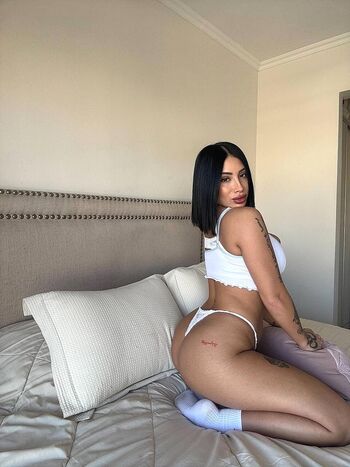 Full leaked Leyla amari private onlyfans photo