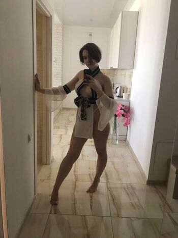 Full leaked Liar ara private onlyfans photo
