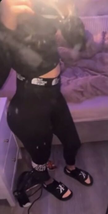 Full leaked Liarna bate private onlyfans photo