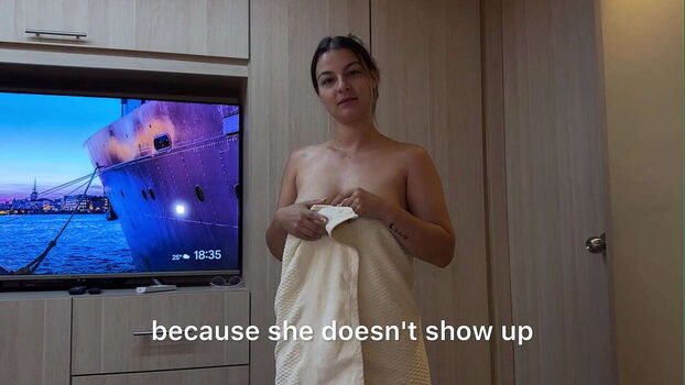 Full leaked Liatovar private onlyfans photo